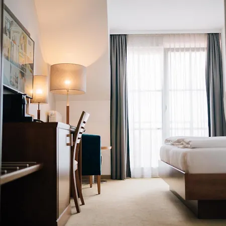 Klostermaier & Restaurant Hotel 3*