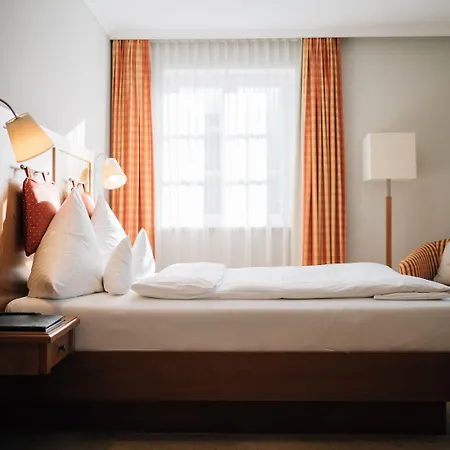 Klostermaier & Restaurant Hotel 3*