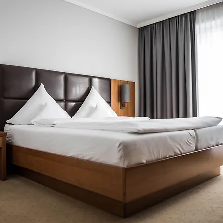 Hotel Klostermaier & Restaurant 3*