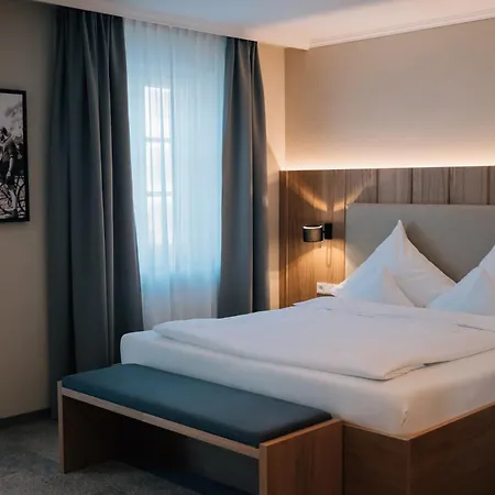 Hotel Klostermaier & Restaurant 3*
